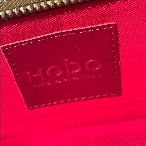 HOBO Gold Tone Leather Zipper Around Wallet - Picture 7 of 9